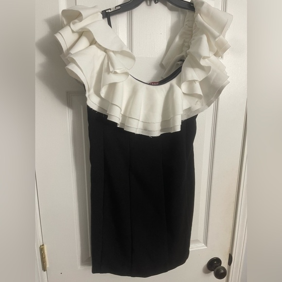 Staud KIARA DRESS BLACK IVORY - Picture 5 of 8